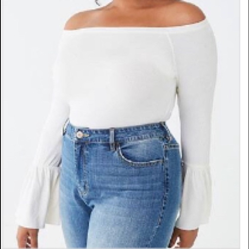 F21+ Off-the-Shoulder Flare Sleeve!